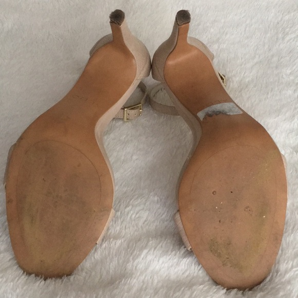 Shoes - Picture 4 of 4